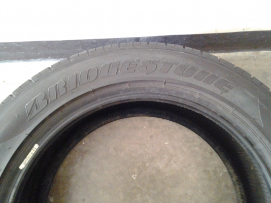 ขายยาง บริดสโตน 205/55/16  ปี 10   1 เส้น ดอกเต็ม สภาพดี