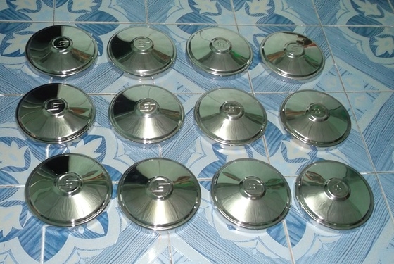 ขายฝาตบมาสด้า1000  ของแท้ใหม่เก่าเก็บ มีมา3ชุดครับ