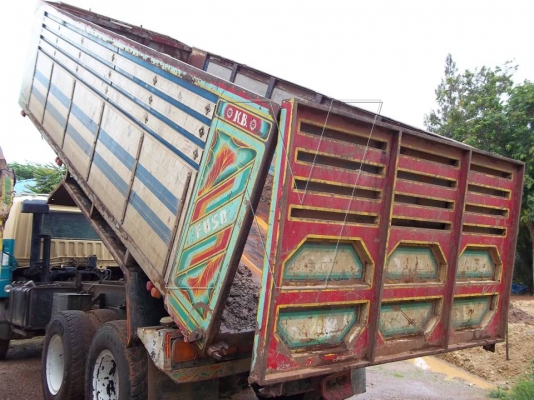 ขาย มิตซู 260 แรง ยูโรทูทั้งคัน ( มีระบบลากพ่วง พร้อมลำโพง ) ขาย มิตซู 260 แรง ยูโรทูทั้งคัน ( มีระบบลากพ่วง พร้อมลำโพง )