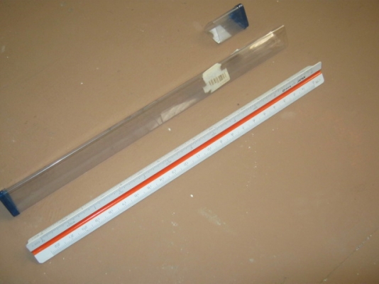 สเกล 3 เหลี่ยม INCA JAPAN