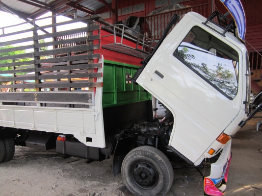 ปรับราคาขายใหม่ลดกระหน่ำทั้ง2คันเลยครับอีซูซุNPRเครื่อง100HP