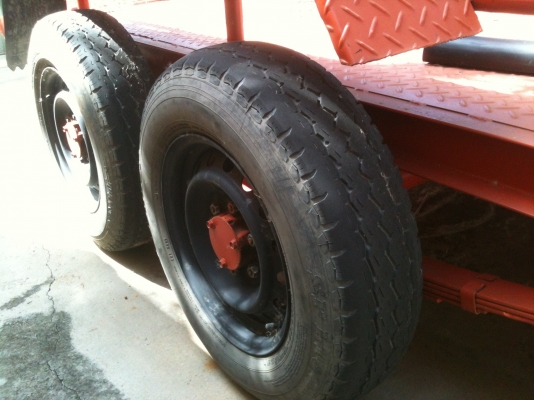 ขาย. เทลเลอร์พ่วงท้ายบรรทุกแมคโคร