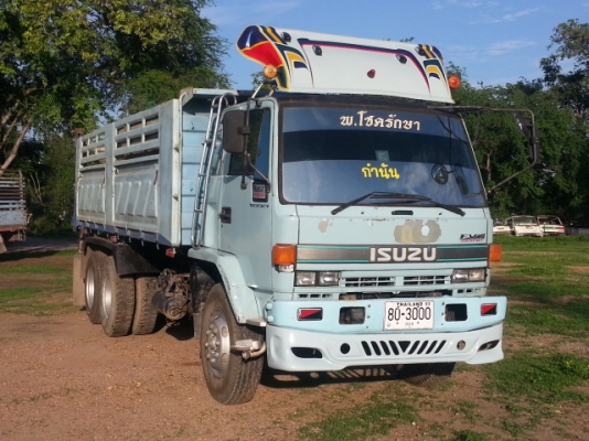 มาอีกแล้วครับ ROCKY นางฟ้า 195 รถสวยมาก สภาพพร้อมใช้ครับ