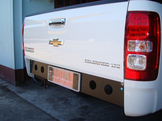 รับสังทำ แผ่นปิดท้ายเชฟโรเลต โคโลราโด 2.8 รับสังทำ แผ่นปิดท้ายเชฟโรเลต โคโลราโด 2.8