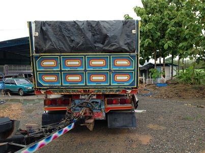 ต้องการขายรถดั้ม hino maga 320hi-speed