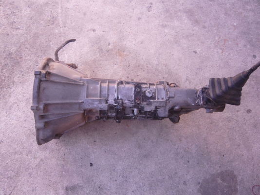 ขายเกียร์ธรรมดา 5 สปีดใส่เครื่อง 4AG 3550 บาท