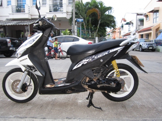 ยังไงก็ขาย clickปี49 เครื่องเดิมๆ ชุดโอนครบ