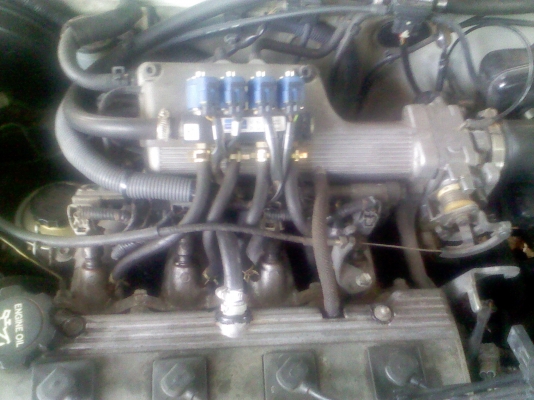 toyota corolla 1.6 LPG+น้ำมัน