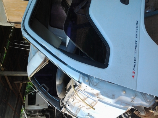 Isuzu NKR หัวการ์ตูน อุปกรครบ สายเกียร หม้อลมเบรค คอนโซลพอได้