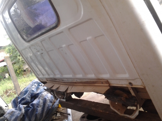 Isuzu NKR หัวการ์ตูน อุปกรครบ สายเกียร หม้อลมเบรค คอนโซลพอได้