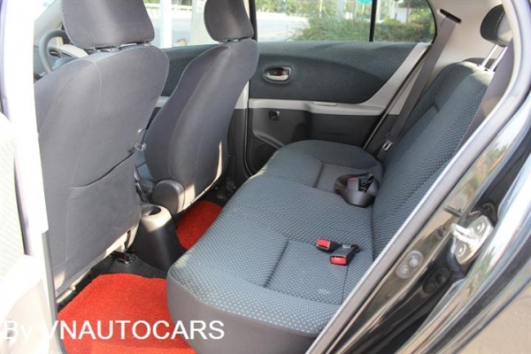 ฟรีดาวน์ 2007 TOYOTA YARIS1.5 E AT สีดำ รถสวย เช็คศูนย์ดลอด