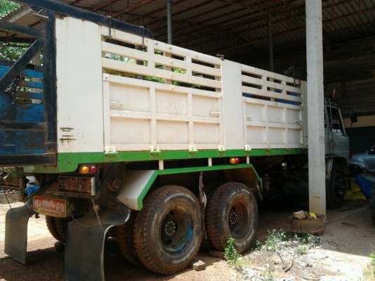 HINO F17 - 195 HP HO7D เจ้าอินทรีย์ สิบล้อดั๊มพ์ 2 เพลา กระบะดั๊มพ์เหล็ก 12 ตันสภาพสวย เครื่องแน่นแรงดีลงเล่มครบถูกต้อง ภายในเก๋งคอนโซลสวยครบ พวงมาลัยเพาเวอร์ ระบบเบรคทริ๊ปฟี้ ช่วงล่างคัชซีสวยไม่มีดาม ยางสภาพดี 70\% พร้อมบรรทุกพร้อมใช้งาน เอกสารเล่มทะเบียน