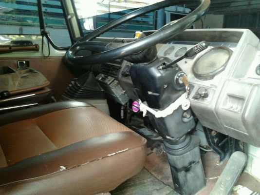 HINO F17 - 195 HP HO7D เจ้าอินทรีย์ สิบล้อดั๊มพ์ 2 เพลา กระบะดั๊มพ์เหล็ก 12 ตันสภาพสวย เครื่องแน่นแรงดีลงเล่มครบถูกต้อง ภายในเก๋งคอนโซลสวยครบ พวงมาลัยเพาเวอร์ ระบบเบรคทริ๊ปฟี้ ช่วงล่างคัชซีสวยไม่มีดาม ยางสภาพดี 70\% พร้อมบรรทุกพร้อมใช้งาน เอกสารเล่มทะเบียน