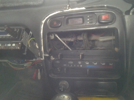 ขายเก๋ง HYUDAI ฮุนได เครื่องเบนซิน 1,500  เครื่องดี ทะเบียนครบ พร้อมโอน