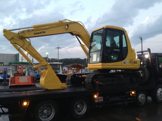 ภากะดะ เทรดดิ้ง   เรานำเข้าจากประเทศญี่ปุ่นเองโดยตรง