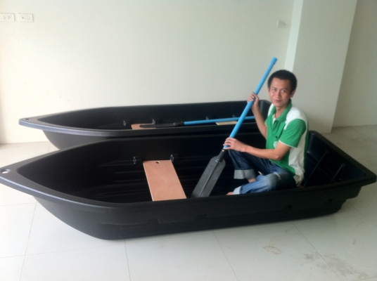 ขายเรือไฟเบอร์กลาส 2ที่นั่ง ถูกๆครับ