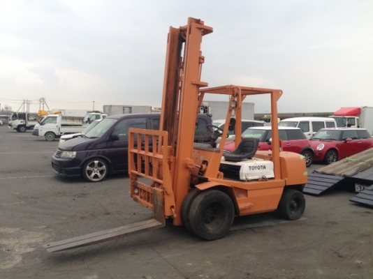 ภากะดะ  เทรดดิ้ง  เรานำเข้าจากประเทศญี่ปุ่นโดยตรง