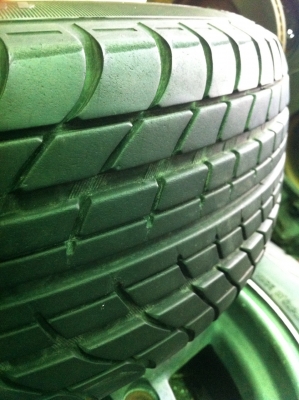 กล้วย Black Racing (made in japan) พร้อมยาง