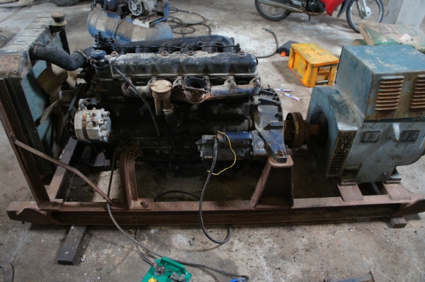 เครื่องปั่นไฟ