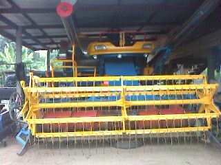 รถเกี่ยวข้าว