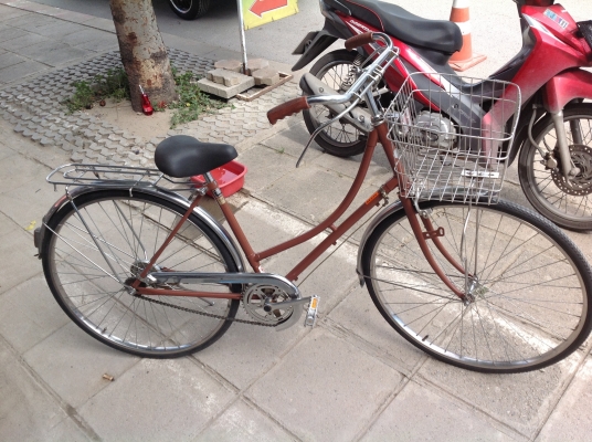 ถูกฝุดๆจักรยานแม่บ้านโบราณเบรกเหล็กตะกล้าสแตนเลสล้อก้อสแตนเลสสวยๆคับ