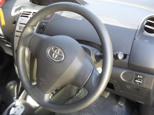 ขายดาวน์ TOYOTA YARIS  2006