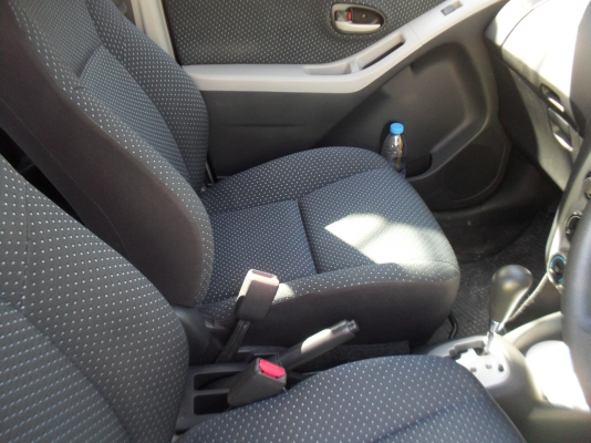 ขายดาวน์ TOYOTA YARIS  2006