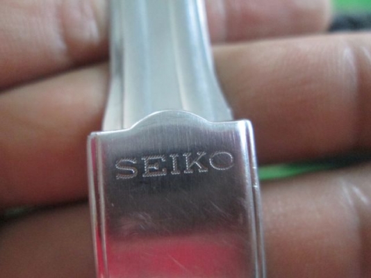 SEIKO 5 เครื่อง 7S26 ออโต้หลังเปลือย SEIKO 5 เครื่อง 7S26 ออโต้หลังเปลือย