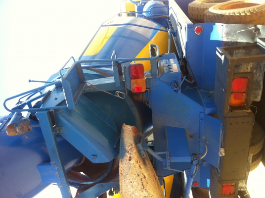 ขายรถโม่ปูน. F18. เครื่องเดิมเกียเดิมเอกสารเล่มพร้อมโอน. เจ้าของรถขายเองครับ. รถสวยพร้อมใช้งานครับ. เครื่องแน่่น. 089-7088772