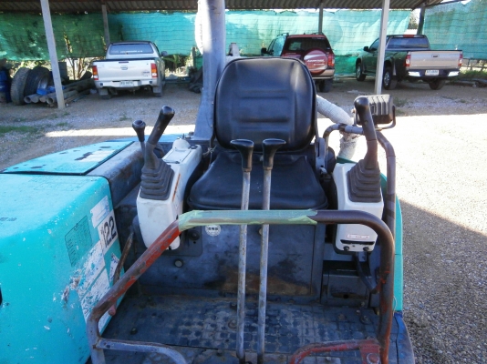 ขายแบคโฮ IHI30NX เก่าญี่ปุ่น ปี 2002