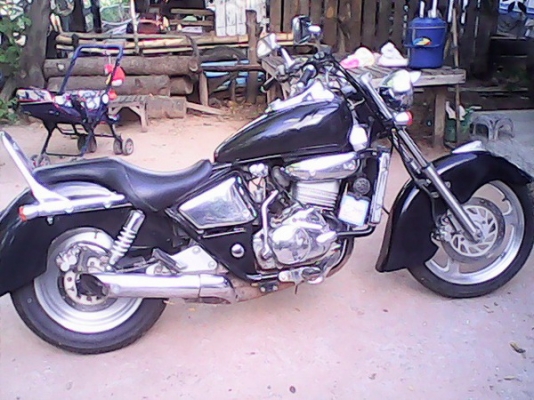 ขาย phantom 150 cc. สภาพดีเยี่ยม ลดราคาครับ 35000อยากขายทะเบียนหมด พ.ย.56 ชุดโอนครบ รถอยู่ขามแสง โคราช
