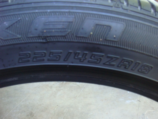 ยาง Falken  ขนาด 225/45/18
