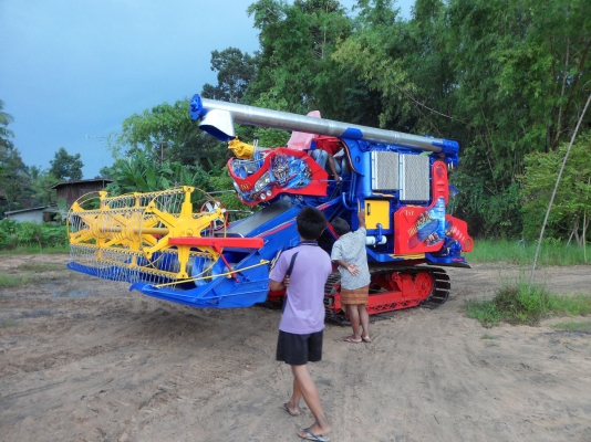 รถเกี่ยวข้าว TSY MJP-10 ซูเปอร์มด 195HP เทอร์โบ