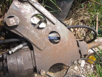 ขาย- หัวกระแทก หัวเจาะ FURUKAWA HB100 สำหรับรถขุด แบคโฮ PC 30 มือสองจากญี่ปุ่น สภาพสวย ขาย- หัวกระแทก หัวเจาะ FURUKAWA HB100 สำหรับรถขุด แบคโฮ PC 30 มือสองจากญี่ปุ่น สภาพสวย