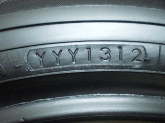 ขายยาง YOGOHAMA Earth-1 ปี12,11, ขายยาง YOGOHAMA Earth-1 ปี12,11,