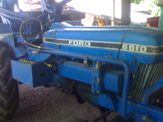 ขายรถไถFORD T1 ติดตัวคีบอ้อยสภาพสวยมากๆตัวคีบพึ่งติดมาใหม่ๆคับ ขายรถไถFORD T1 ติดตัวคีบอ้อยสภาพสวยมากๆตัวคีบพึ่งติดมาใหม่ๆคับ