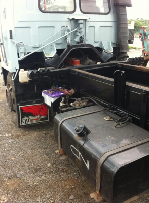 รถหกล้อ (รถขนดิน) เครื่อง 165 แรงม้า สภาพใหม่