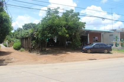 ขายที่ดินพร้อมบ้านจำนวน 2 แปลงติดถนนในวัฒนานคร สระแก้ว