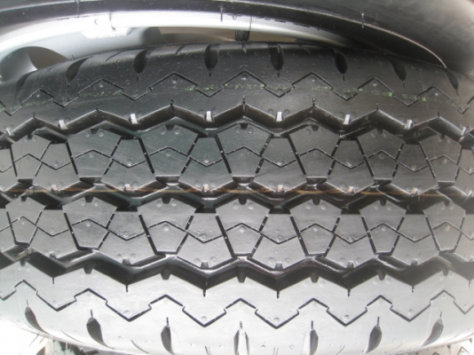 ขายล้อแม็กป้ายแดง Mitsubishi triton 15"x6" et46 5รู114.3 + ยางปี 13 พร้อมน็อตล้อเดิม  (081-3747940)