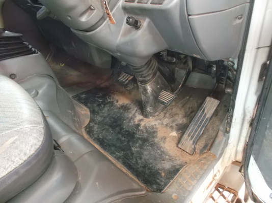 ขายด่วนรถ6ล้อMITSUBISHIเครือง122แรงม้าเครือง4D34ปี45 ขายด่วนรถ6ล้อMITSUBISHIเครือง122แรงม้าเครือง4D34ปี45