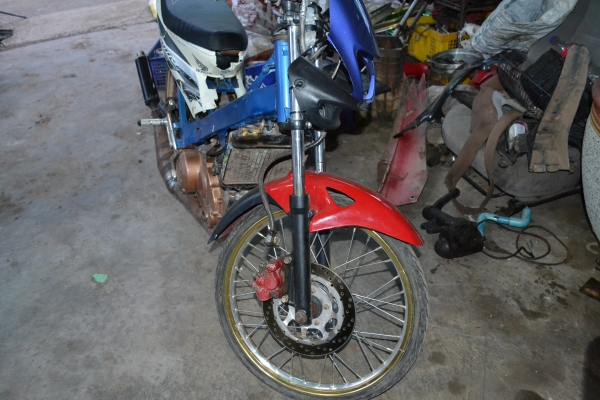 ขายแดชตัวเก่า ตามรูป ราคา 4000 บาท มีเล่ม