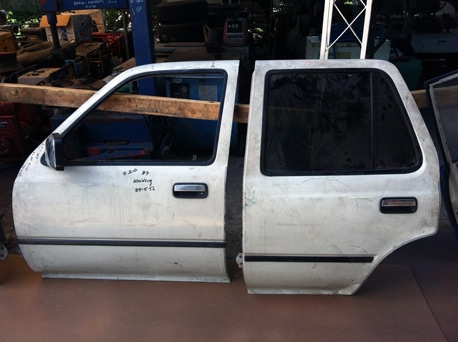 ขายประตูโตโยต้าเซิรฟ