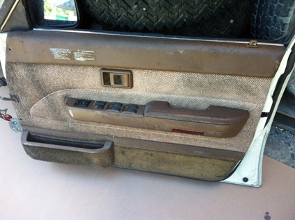 ขายประตูโตโยต้าเซิรฟ