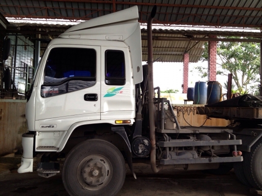 ขายด่วนdeca หัวลาก270หางสามเพลาพื้นเรียบ