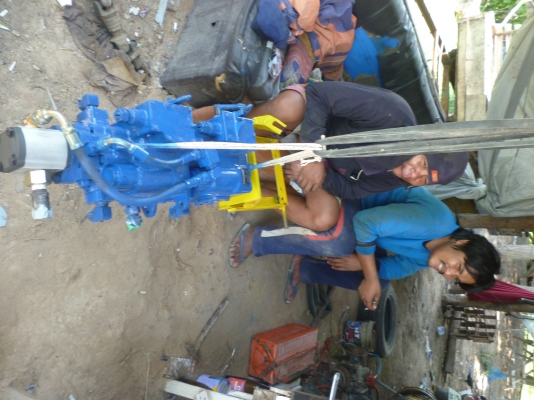 บริการซ่อมรถเกี่ยวข้าว ทุกชนิด ปะผุ ซ่อม เปลี่ยนอะไหร่ แต่ง เเปลง คืนสภาพ ทำสี ตามต้องการ ราคากันเองที่สุด ปรึกษาเราได้ก็ทำมาแล้ว สิบกว่าคัน เหลือคันหนึ่งจะเสร็จ เราไม่รับรถมารอ ทำเสร็จค่อยรับมาทำต่อ