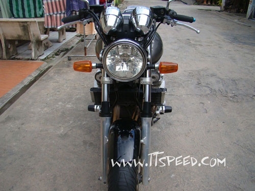 Yamaha XJR 1300 CC. ของแต่งพอควรราคาถูกแบ่งกันใช้