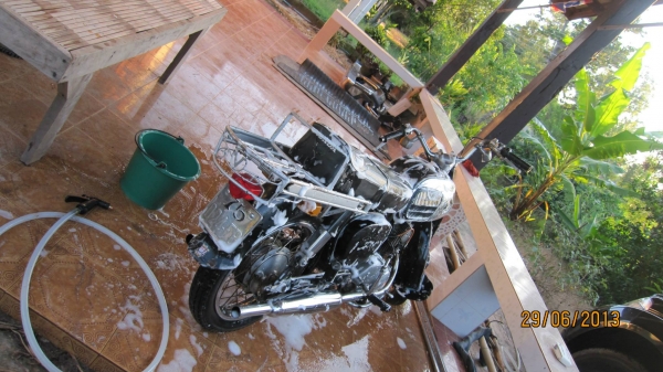 ขาย ชี92 ชีหมูจู๊ดๆๆสวยๆอะไหล่เดิมๆทั้งคันเครื่องทำมาใหม่แปลงcdi เรียบร้อยครับขี่ดีไม่มีสดุดเครื่องสตาร์ทีเดียวติดไม่ดังไม่หอนไม่เยิ้มมาลองขับดูก่อนได้ครับ....no-book.....ขายที่39000บาทเรื่อยๆครับไม่รีบ....ขายได้ขายครับ สนใจติดต่อ080-1696651รถอยู่อำนาจเจร