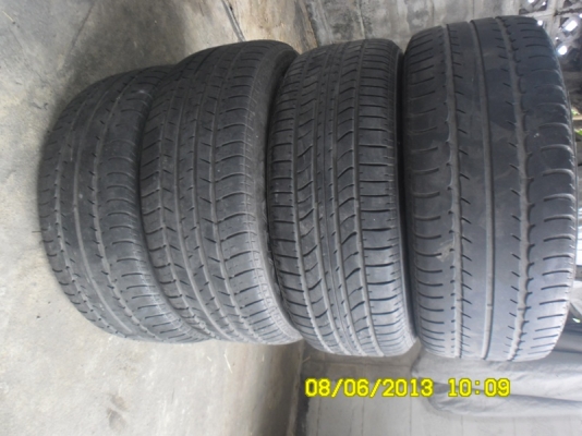 ขายล้อสกายไลน์gts  4วงพร้อมยาง 4เส้น  ฝาครบ