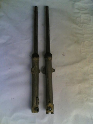 ขายอะไหร่ DT100 ของแท้ติดรถสนใจชิ้นไหนโทรสอบถามได้เลยครับราคายังไม่รวมส่งค่าส่งคิดตามจริง