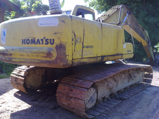 ขายรถแบคโฮ KOMATSU PC 200-6 ซี เรียล 85xxx เคื่องเดิมโซ่หนาเอวแน่นเครื่องเดิมปั้มเดิมทะเบียนเต็ม